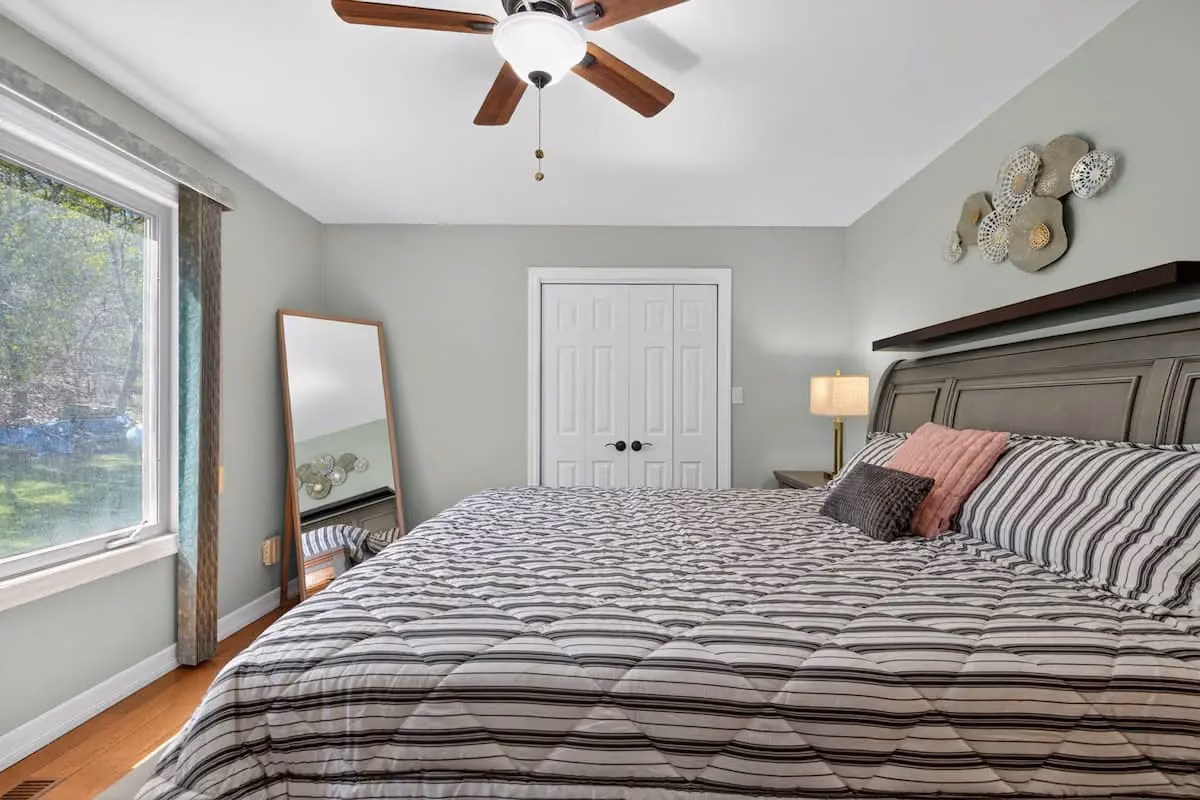 King bedroom at Rice Lake Wellness Villa